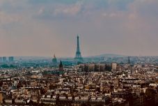 Pánik Párizsban: robbantással fenyegetőzött egy férfi az iráni nagykövetségen