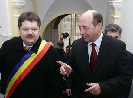 Szász Jenő, amikor még nem Orbán Viktor, hanem Traian Băsescu emberének hitte magát jan11-foto-1-szasz-jeno