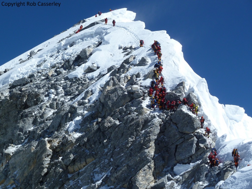 A tavaszi szezon harmadik áldozatát szedte vasárnap a mount everest Nappali menetfény bekötése