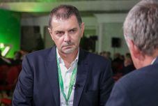 Minden szászrégeni lakos polgármestereként dolgozik Márk Endre (VIDEÓINTERJÚ)