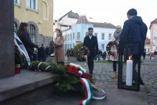 Kétnapos rendezvénnyel emlékezett Csíkszereda 1956 hőseire