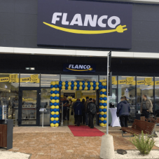 Magyarország felé kacsintgat az egyik legnagyobb román elektronikai áruházlánc