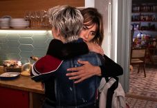 Kollektív anyaságunk – Pedro Almodóvar: Madres paralelas