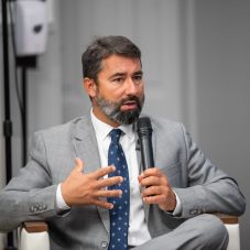 Hidvéghi Balázs szerint „most azonnal” uniós tagjelölti státuszt kell adni Bosznia-Hercegovinának