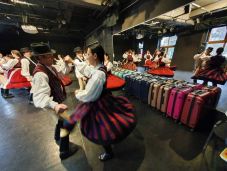 Dubajban vendégszerepel a Hargita Nemzeti Székely Népi Együttes