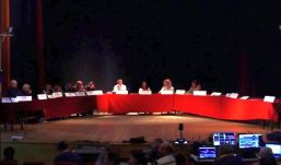 Verekedésbe torkollott a képviselőtestület ülése Fogarason