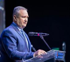 Ciucă: harcolnunk kell a szélsőségesen nacionalista politika bármilyen formája ellen