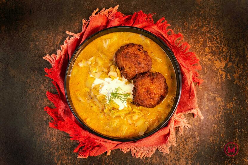 Kelkáposztafőzelék fasírttal