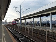 Kisiklott egy vonat, felborult két vagon