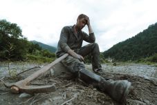 Spontán tüntetés Rézbányán: a bányászok nem mennek be a bányába, mert késnek a fizetések