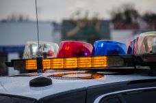 Megállította a POLICE feliratú autót az igazi rendőrség Aradon