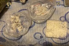 Még más dílereknek is árulták a drogot Bihar megyében