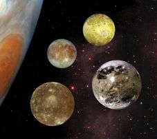 Látványos égi jelenségek figyelhetőek meg csütörtökön és pénteken