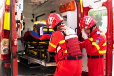 Négy munkást temetett maga alá föld, egy áldozatot még keresnek