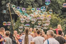 Színes utcazene kínálata lesz a Szent György Napoknak