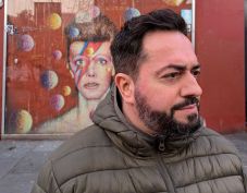 „Emiatt nem aggódnak, meg fogom én azt oldani” – Gróf Balázs grafikus és animációs klipkészítő nem mindennapi pályája