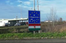 Nagy a forgalom a határátkelőhelyeken: érkeznek a szabadságoló vendégmunkások