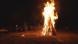 Tűzgyújtással emlékeztek Trianonra az amerikai magyarok