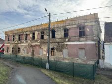 Emberi maradványokra bukkantak egy régi Beszterce megyei iskolaépület felújítása során