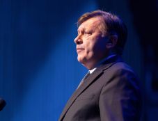FRISSÍTVE: Crin Antonescu: Nem volt kapcsolatom a Szekuritátéval, csak megfigyeltek 