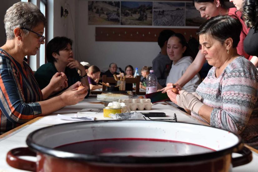 A tojásírás varázsa – Gyimesfelsőlokon jártunk