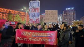 Különnyugdíj: visszautasították a civilek a legfelsőbb bíróság meghívását