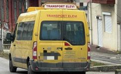 Gyanús közbeszerzés: Ugyanolyan iskolabuszért 99 ezer eurót és 263 ezer eurót is fizettek