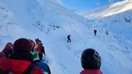 Sok a kérdőjel a brit fiú eltűnése körül: a hegyimentők szerint nem áll össze a kép