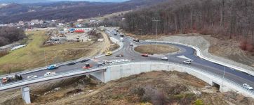 A héten adják át az első, kínaiak által Erdélyben épített utat