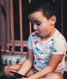 „Na, szia, mentő!” – Az édesanyját megmentő, hős kisfiú elmondta, mi szeretne lenni, ha nagy lesz