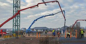 Alapozzák a jövőt: „kinőtt” a földből Sepsiszentgyörgy jégcsarnoka