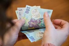 Döntött a kormány: jutalom jár a 10-es vizsgaátlagért