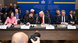 Az EU 90 milliárd eurós hitelt hagy jóvá Ukrajnának, a zárolt orosz vagyon felhasználása nélkül