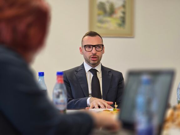 Bíró Barna Botond – Kihívásokkal teli év áll Hargita megye mögött (INTERJÚ)