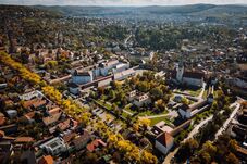 Fájdalmas adóemelés lesz Marosvásárhelyen 2026-tól, törölték a fogyatékkal élők kedvezményeit is