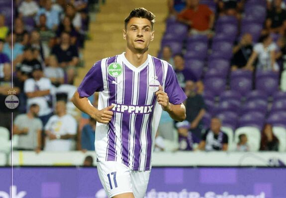 A sokszoros válogatott Ionel Ganea szerint azért tették lapátra a fiát Újpesten, mert román