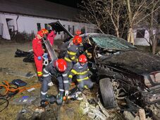 Frontális ütközés: Két ártatlan fiatal veszítette életét