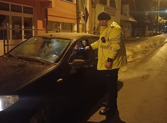 Hargita megye: lopott autót vezetett ittasan, és két balesetet is okozott egy fiatalember