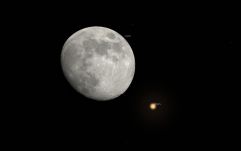 Látványos közelségbe kerül a Hold és a Mars vasárnap