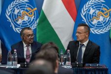 Szijjártó: nem fenyeget globális egészségügyi vészhelyzet