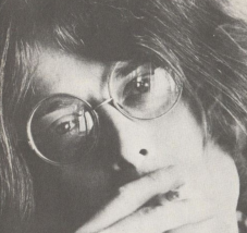 Az Instagram előtti instaköltő – Fodor Ákos 80