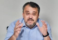 USR: a prioritás a miniszterelnök-jelölt nevesítése