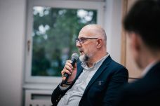 Kelemen Hunor: a kormányprogram-tervezetében nem szerepel áfaemelés – a bevételeket viszont növelni kell