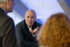 Átvette kulturális miniszteri mandátumát Demeter András