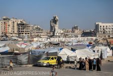 Izraeli miniszterelnök: húsz élő és harmincnyolc halott túsz van a Gázai övezetben