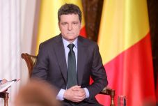 Bírálja a vagyonnyilatkozatok titkosítását Nicușor Dan