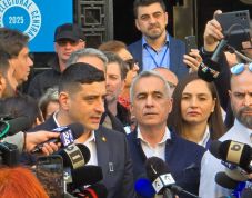 Hétfőn egyeztet Simion és Georgescu – nem adják fel