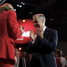 Gyakorlott válságkezelő veszi át Trudeau helyét a kanadai kormány élén