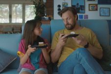 Véletlenül írtam egy könyvet – ezekben az erdélyi mozikban nézheted meg