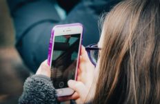 Mit tanít a Kamaszok? – 6 tipp, hogy ne maradjunk le gyermekünk online életéről